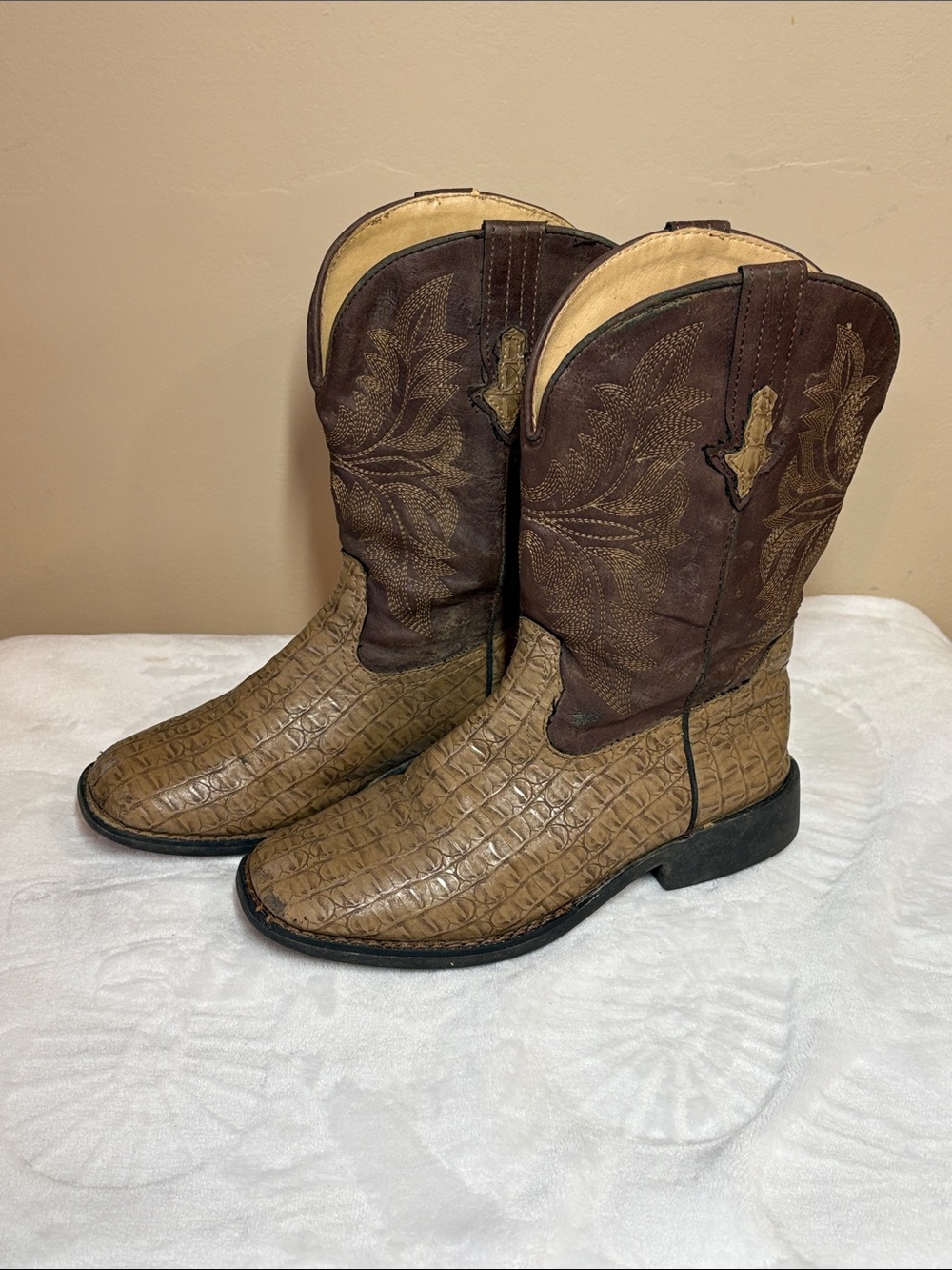 Kids’ Two-Tone Brown Western Cowboy Boots with Croc-Embossed Foot, 3